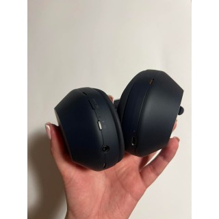 Poznaj Sony WH-1000XM5 – nowoczesne słuchawki bezprzewodowe stworzone dla osób, które oczekują wysokiej jakości dźwięku, komfort